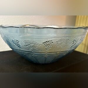 Vintage, Arcoroc, (France) Sapphire blue, Grape Vines Serving Bowl. 11”